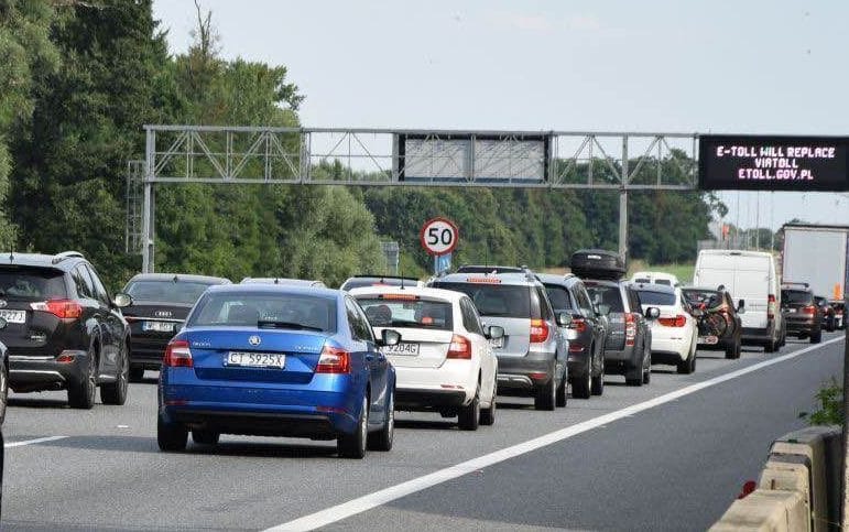 Konkurencja z Chin dużym wyzwaniem dla europejskiej branży motoryzacyjnej. Podobnie jak cele w zakresie czystej mobilności