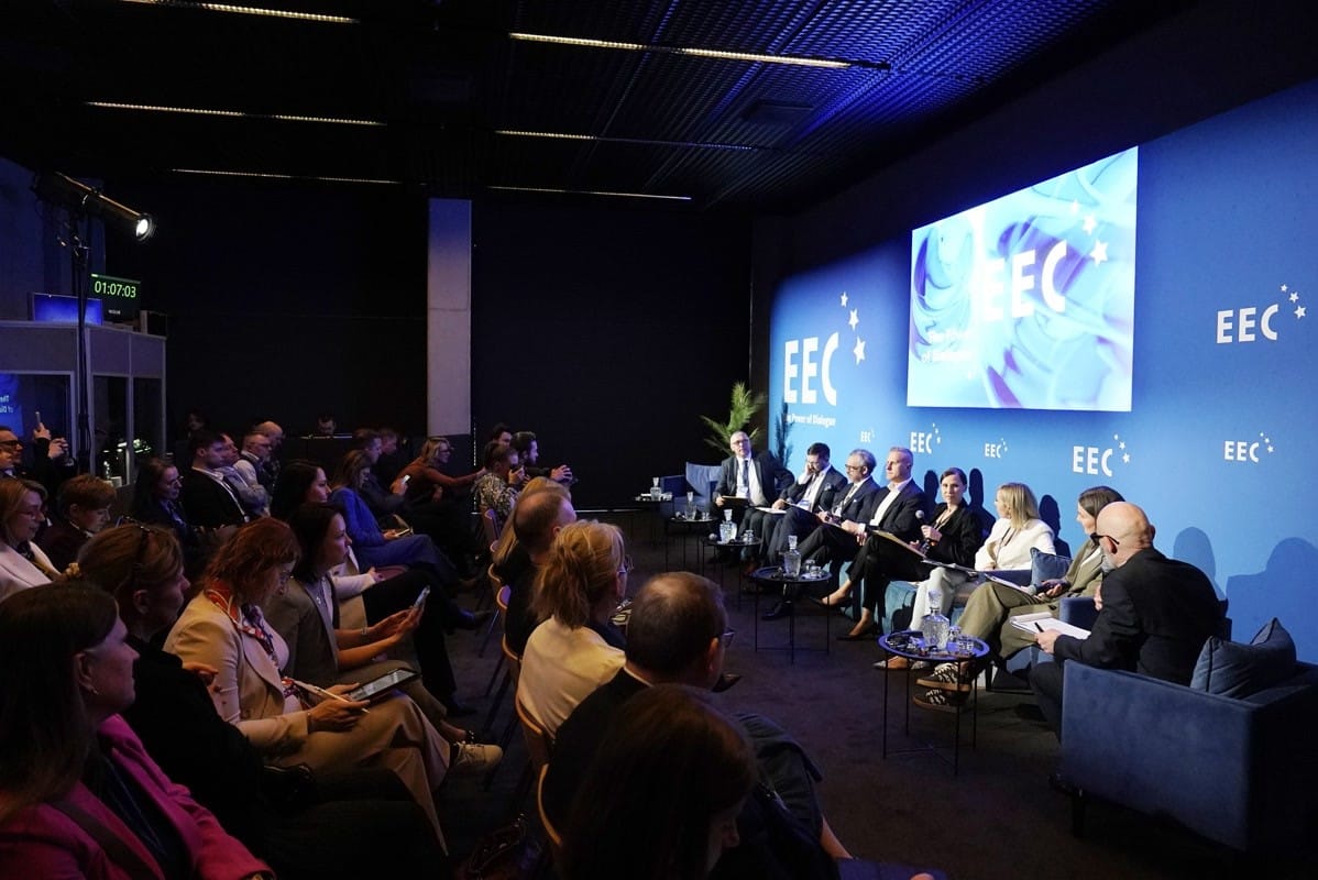 Dezinformacja uderza w biznes. 86 proc. firm postrzega ją jako realne zagrożenie